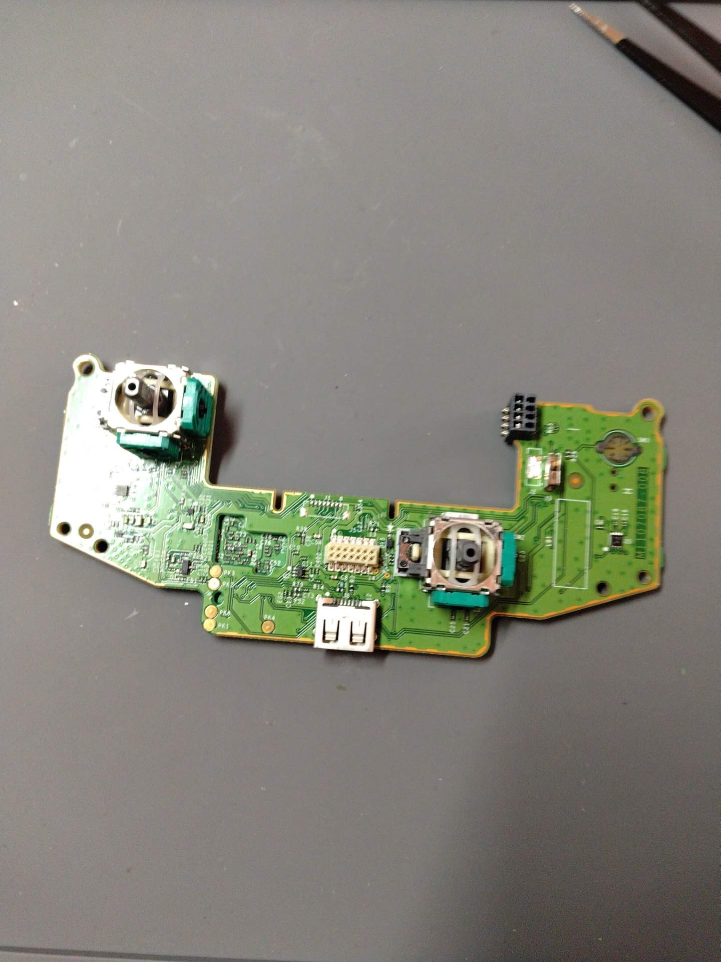 PS5+XSX+XBOX 三个手柄更换六代 TMR摇杆 （赠送外壳清洁） 实拍图
