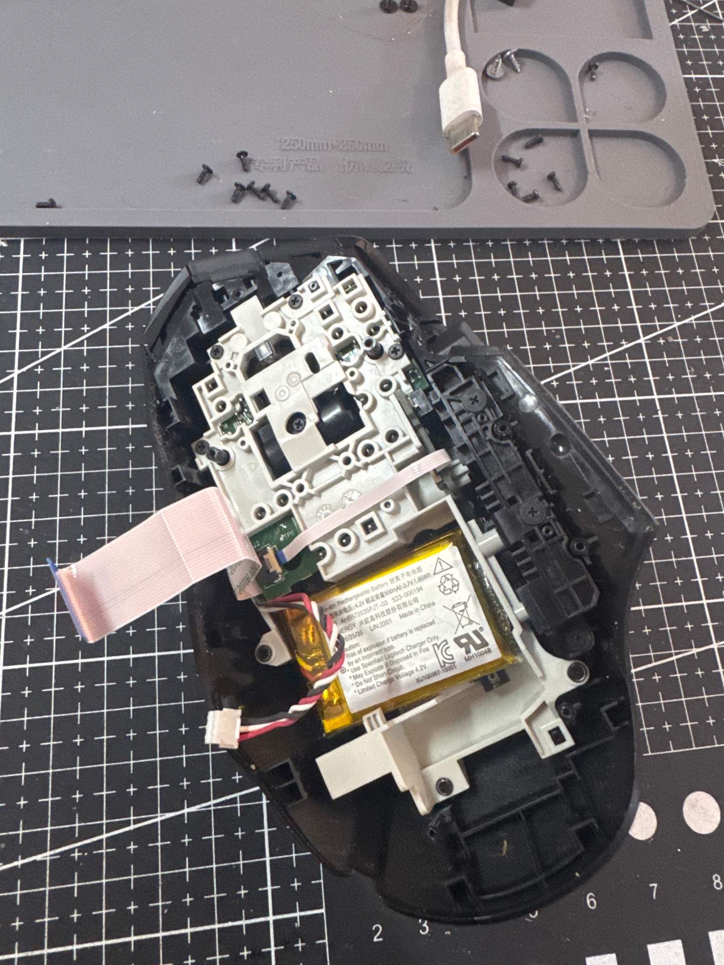 G502X无线版更换五个侧键 实拍图