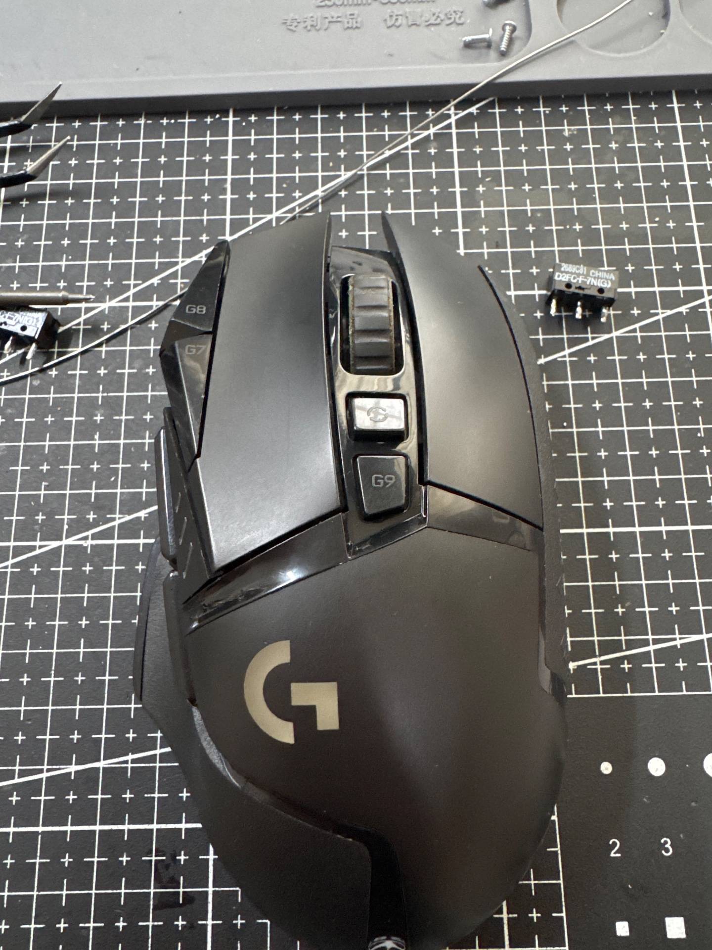 罗技G502 无线橡胶磨损严重 更换中框 实拍图 2