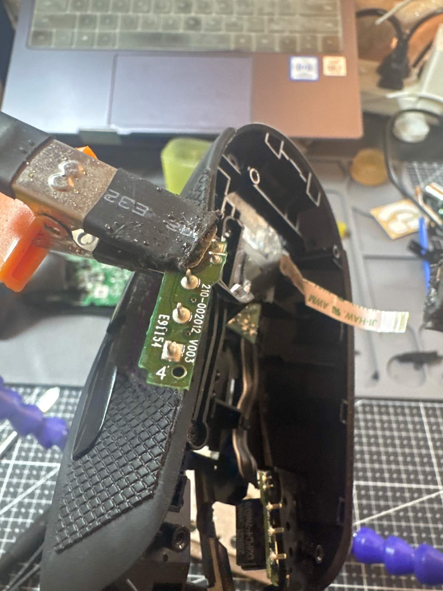 罗技G703 双击+ 更换编码器 实拍图