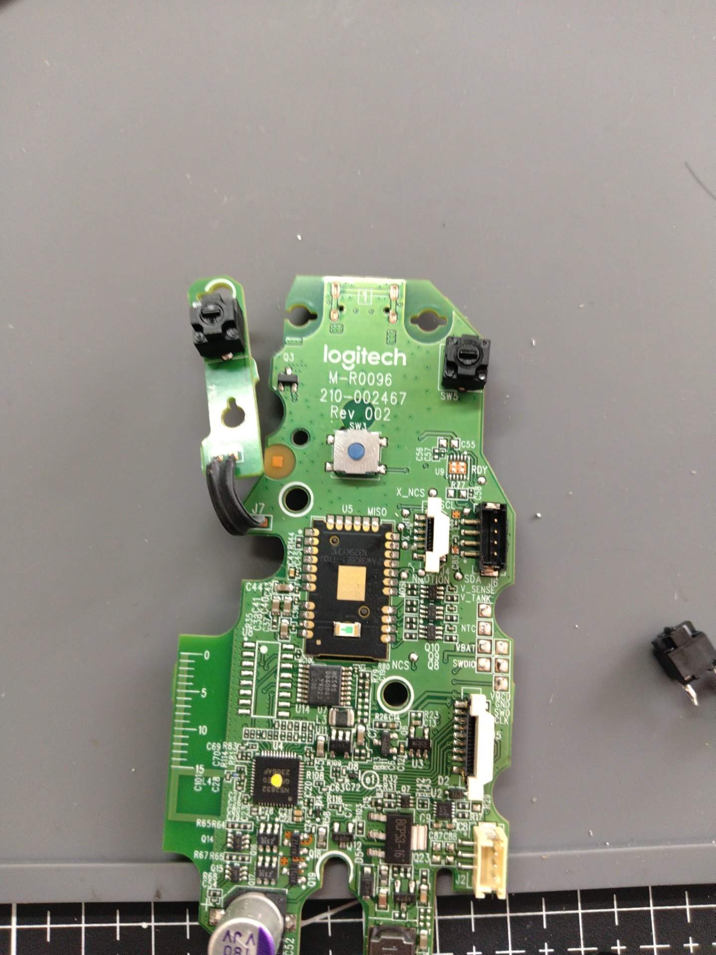 罗技 master 3s 更换左右微动 实拍图 3