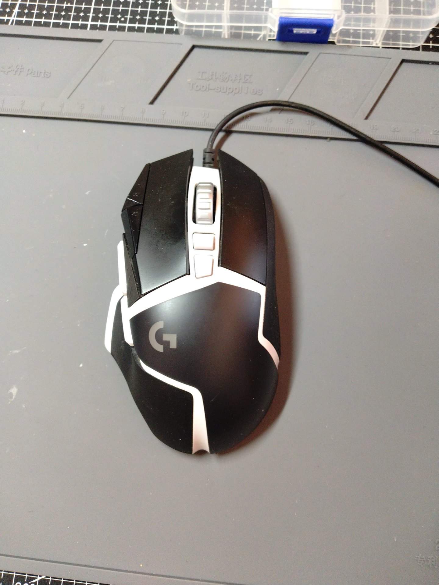 罗技G502更换左右蓝点微动+新脚贴罗技G502更换左右蓝点微动+新脚贴 实拍图