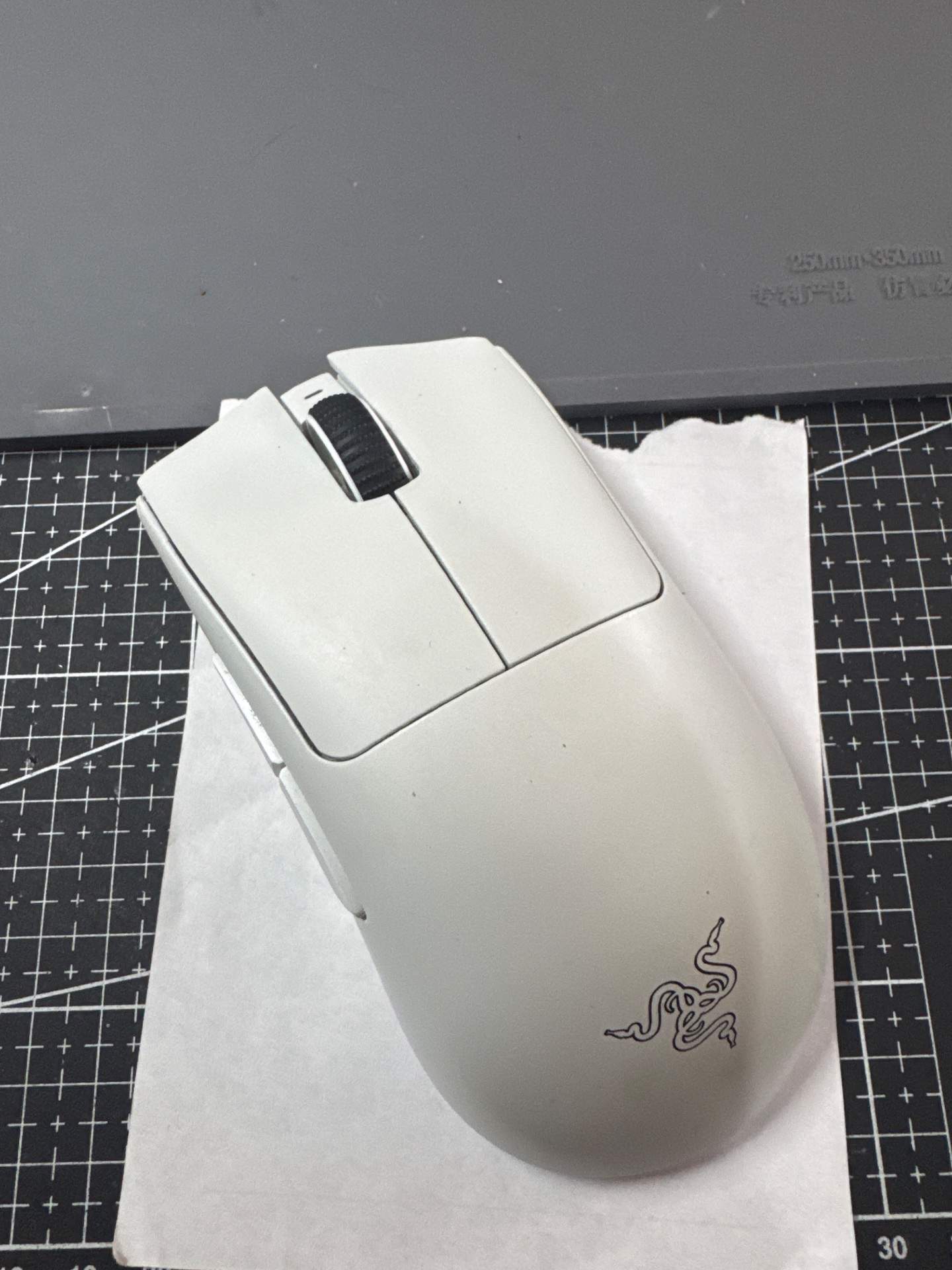 雷蛇蝰蛇v3pro滚轮回滚+修复一个侧键+更换新脚贴 实拍图