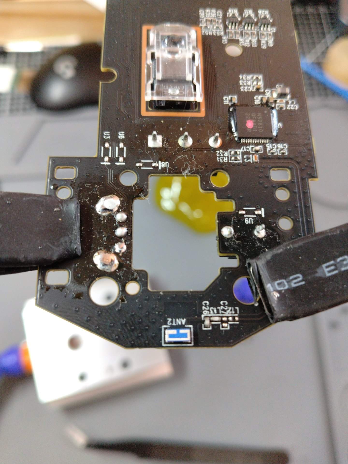 罗技G304和M170一起更换编码器 实拍图