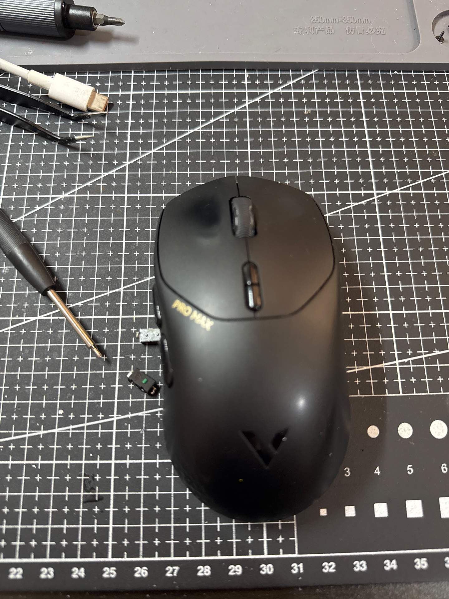 雷柏vt1换两个侧键和滚轮编码器 实拍图 2