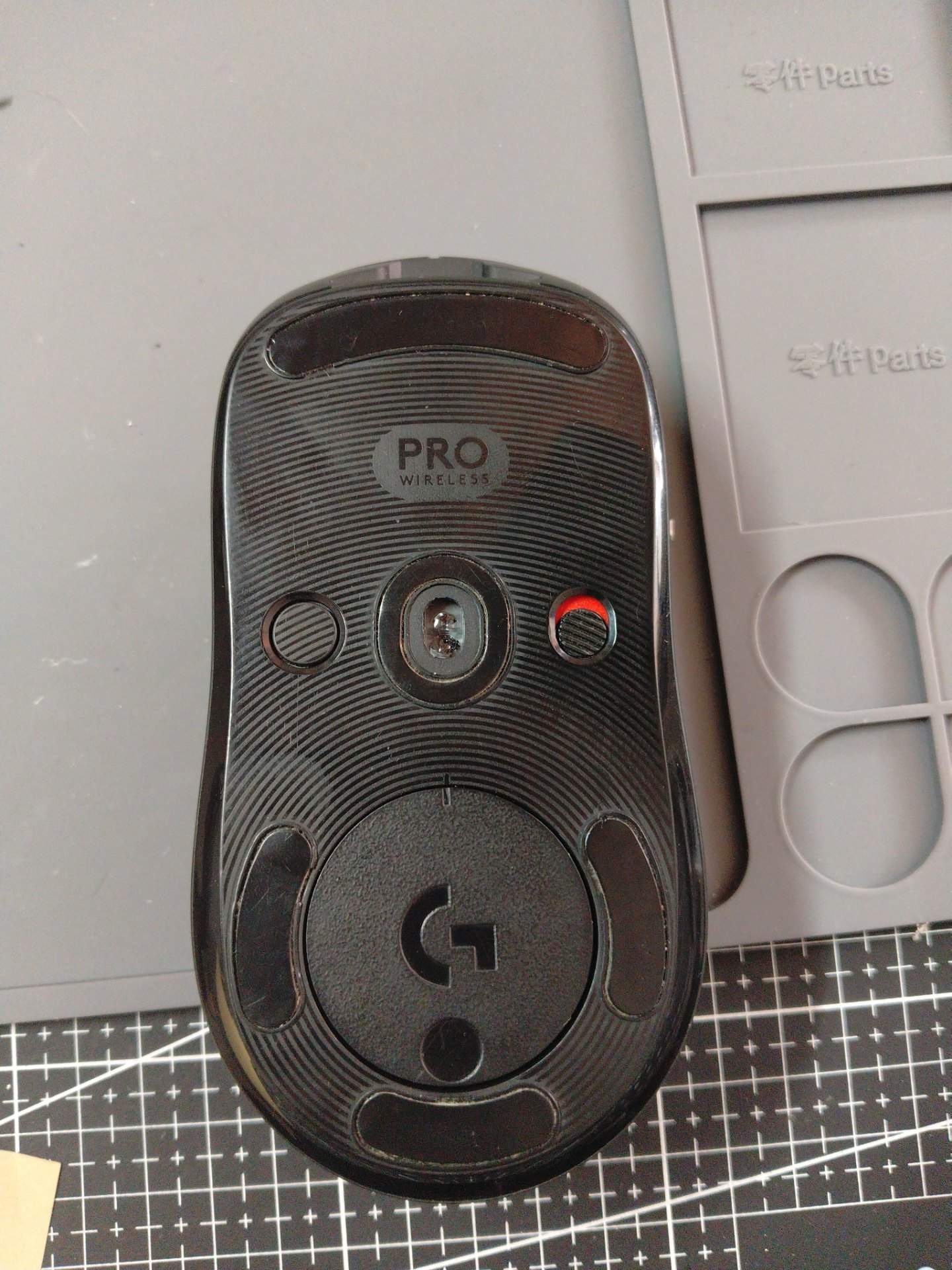 河南省驻马店客户罗技 GPW1 更换滚轮编码器 实拍图 3