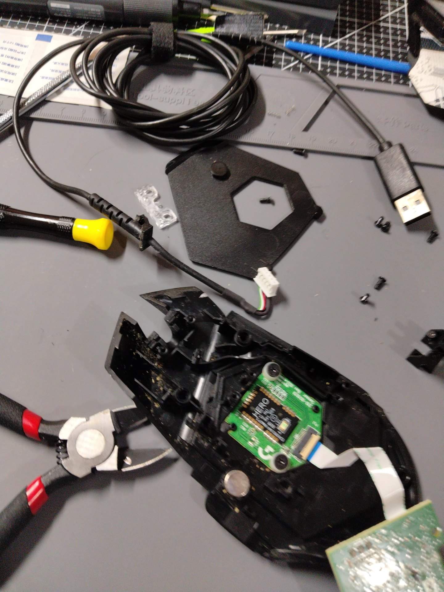 罗技 G502 HERO 更换编织线 实拍图 3