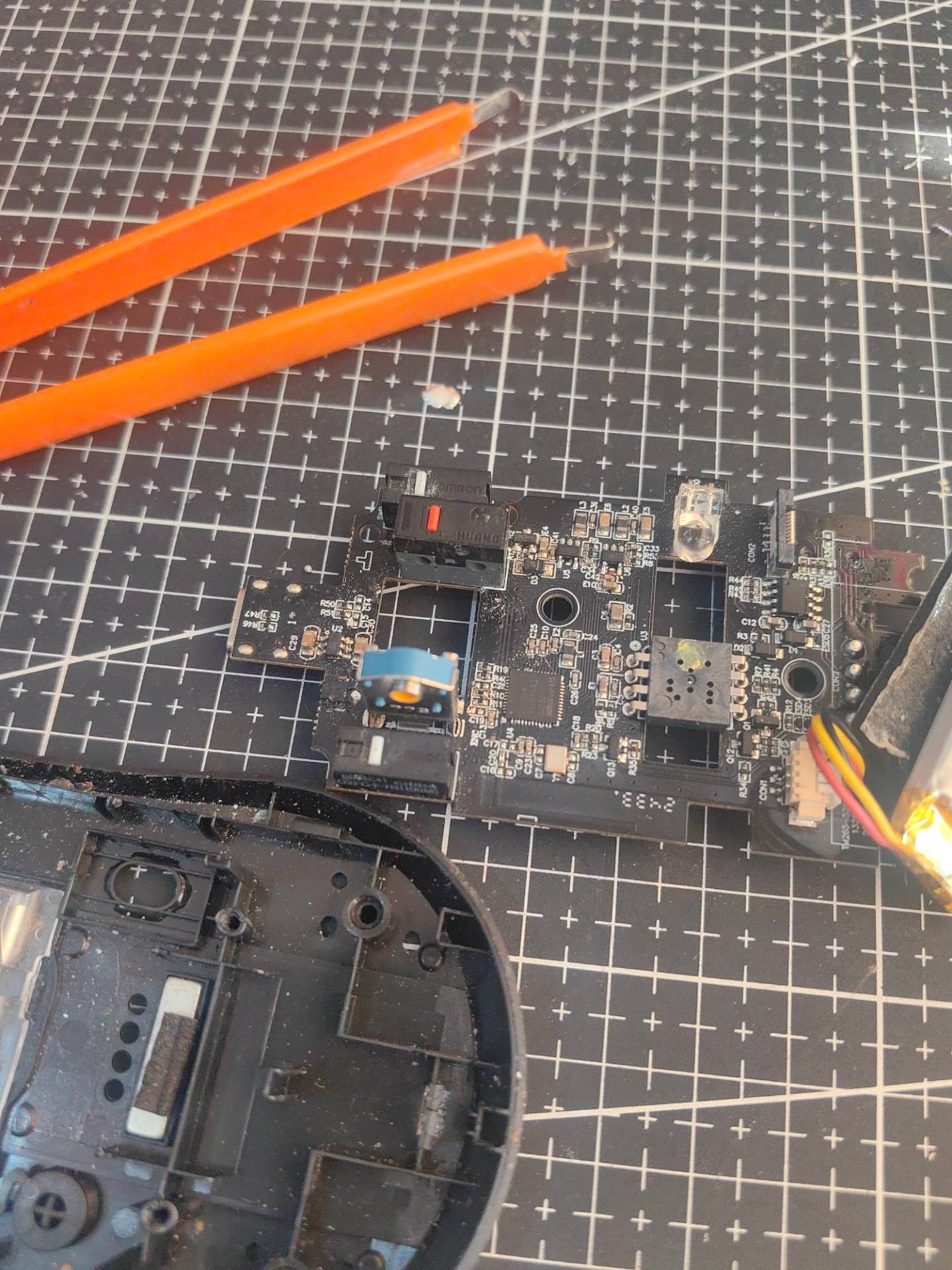 优达尔无线610max 更换滚轮编码器 实拍图 3
