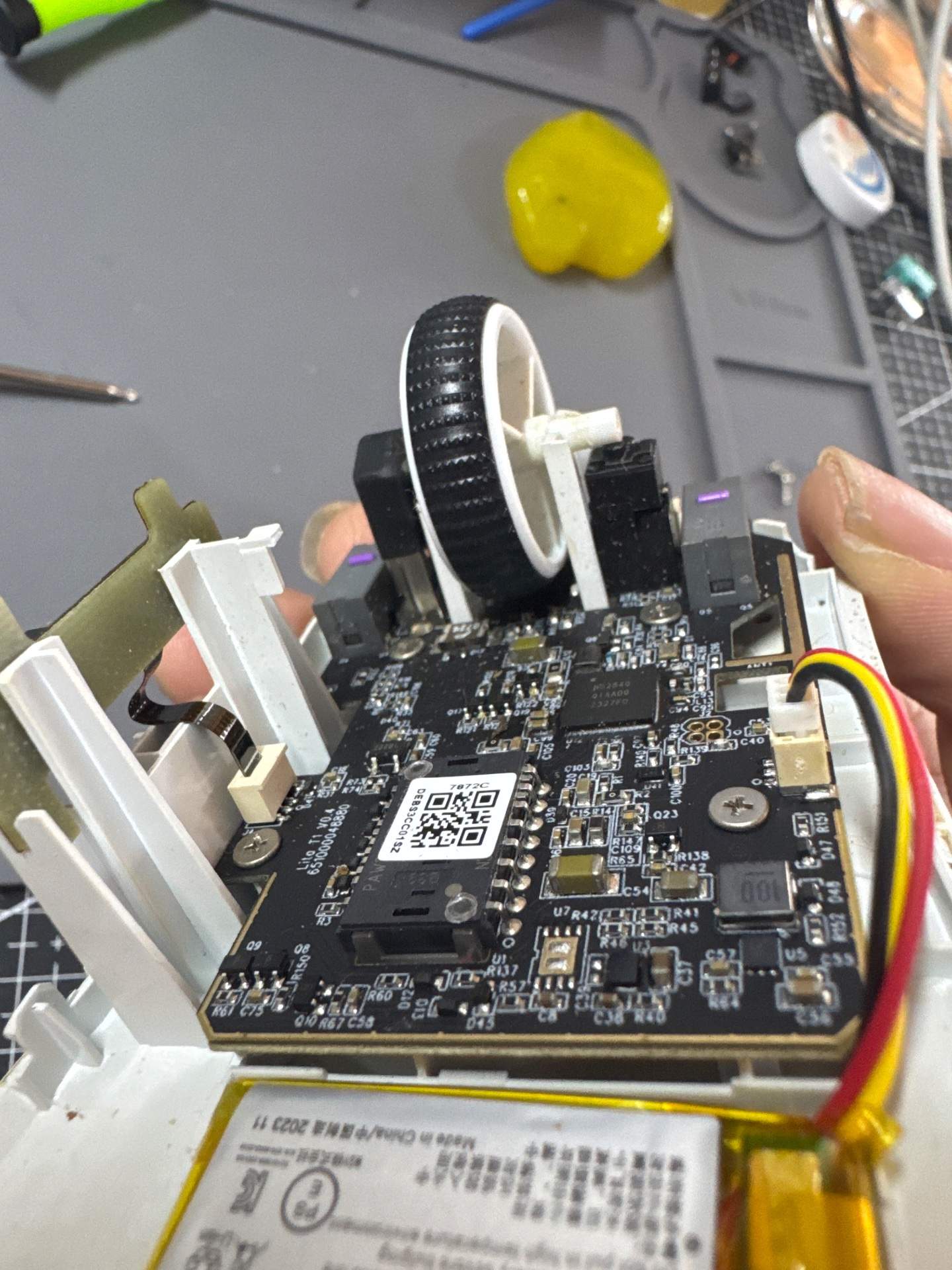 毒蝰v3pro滚轮失灵回滚更换编码器 实拍图
