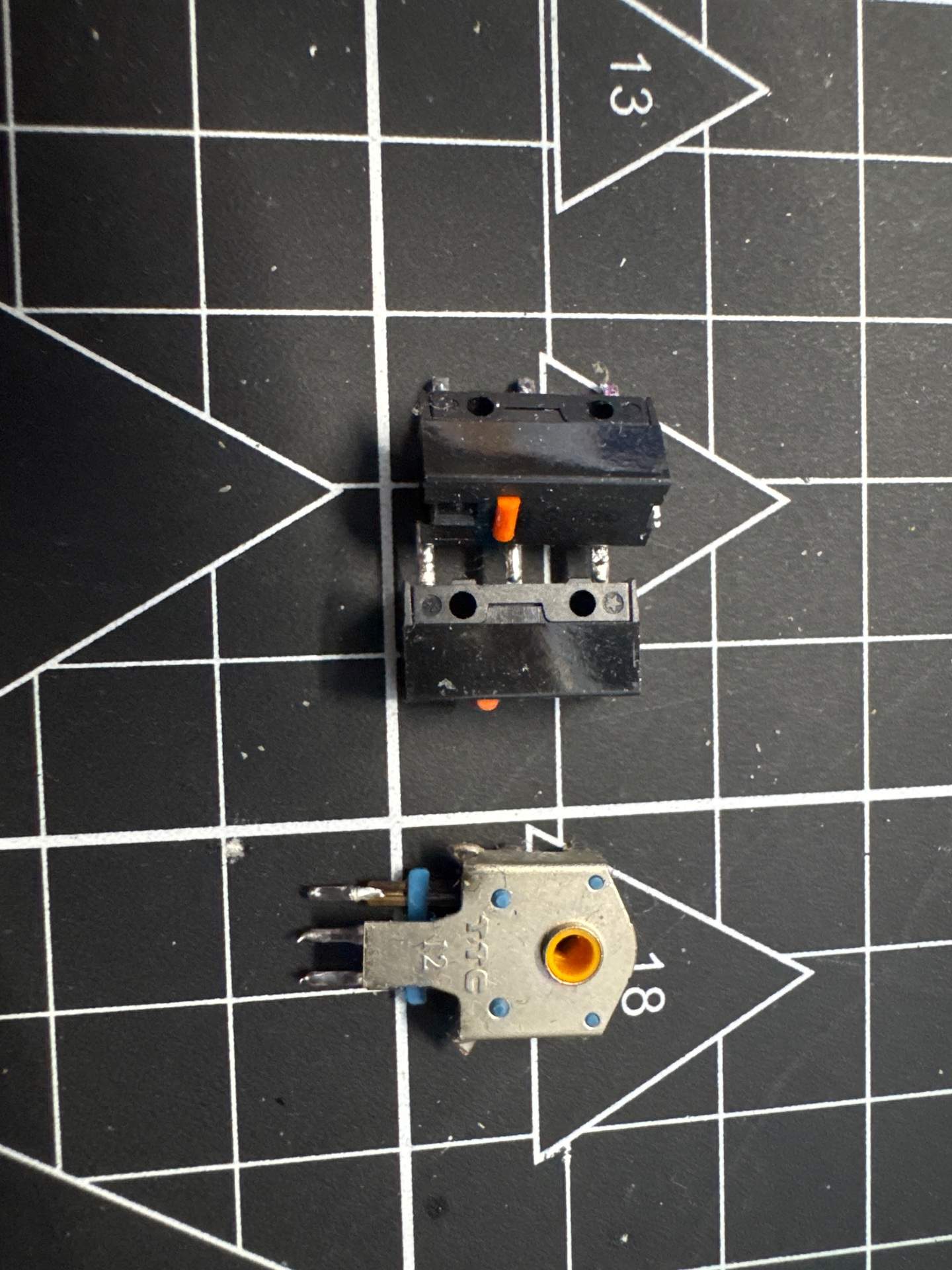 （客户自行邮寄）迈从A5V2u更换左红右蓝微动➕编码器 实拍图