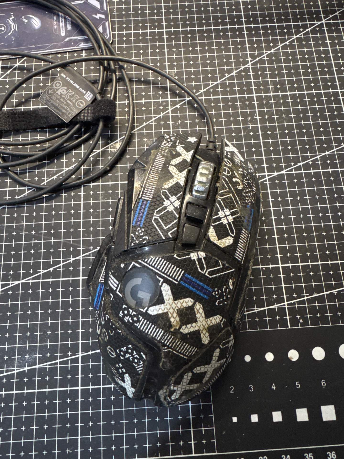 罗技 G502 更换上壳 实拍图