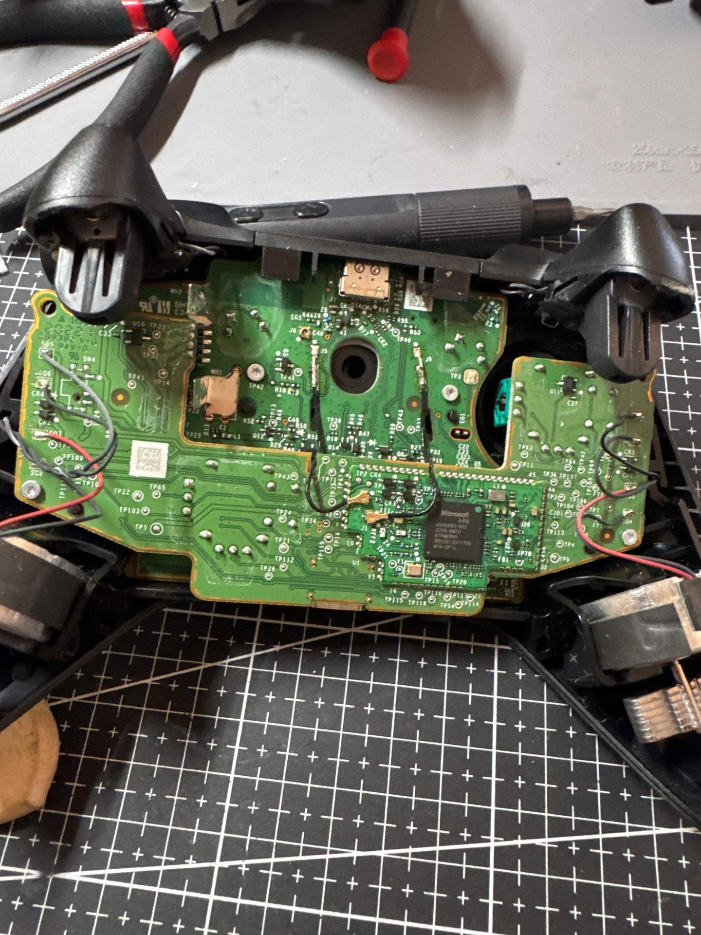 xbox手柄，换一对锦富tmr 6代摇杆 实拍图