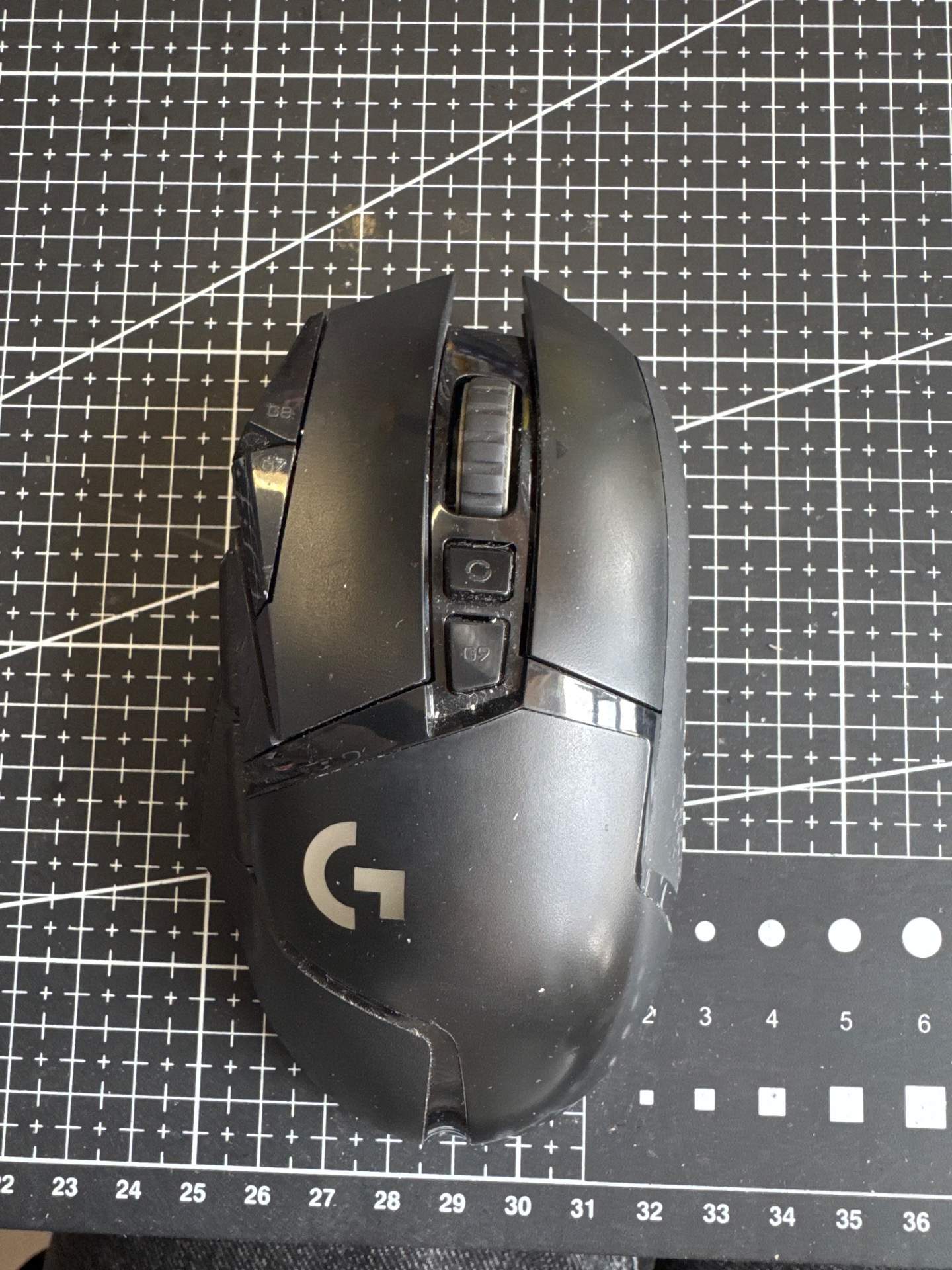 客户罗技 G502 无线版本 更换左右蓝点 实拍图
