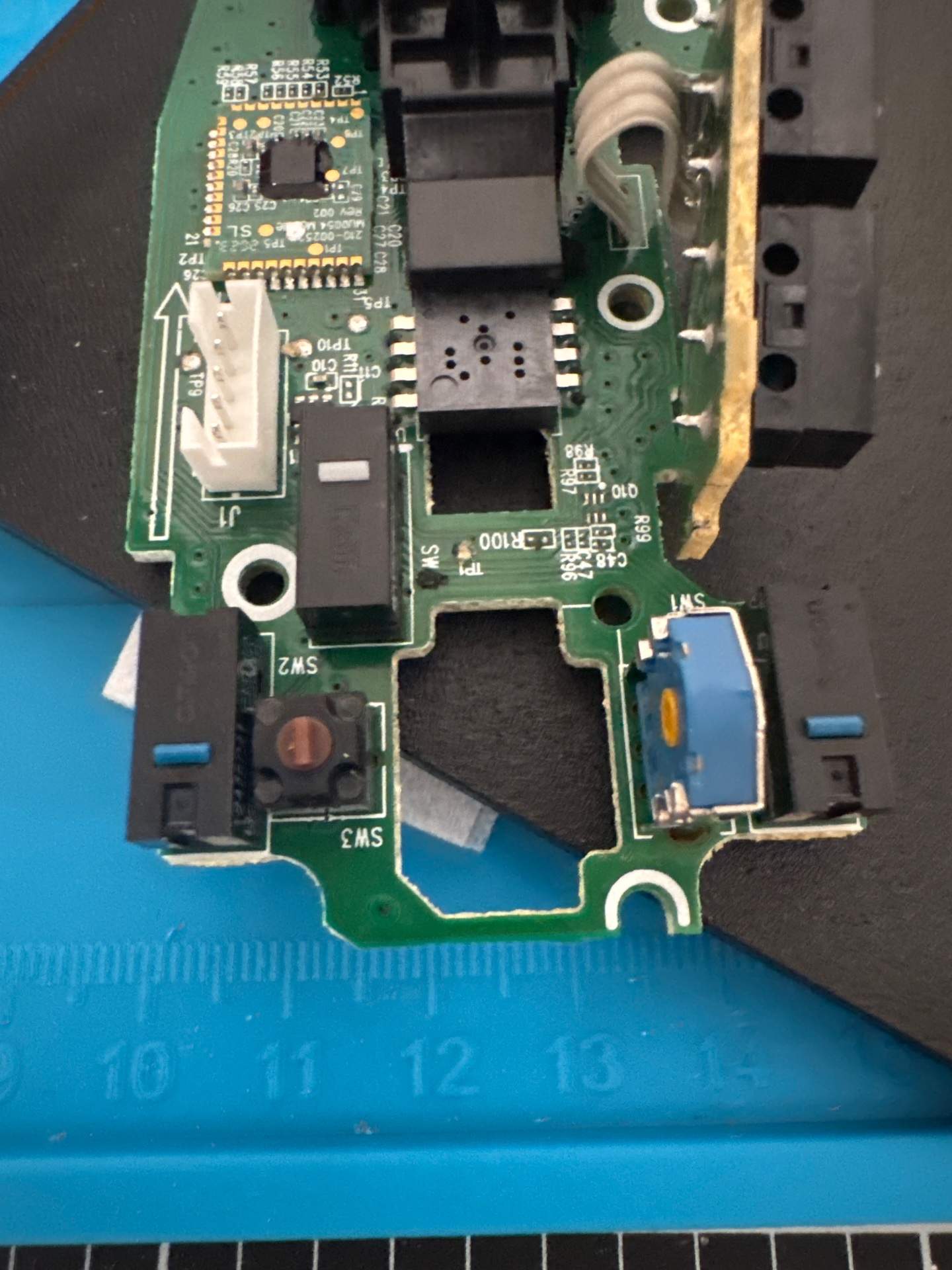 罗技G102 更换滚轮编码器 实拍图 3