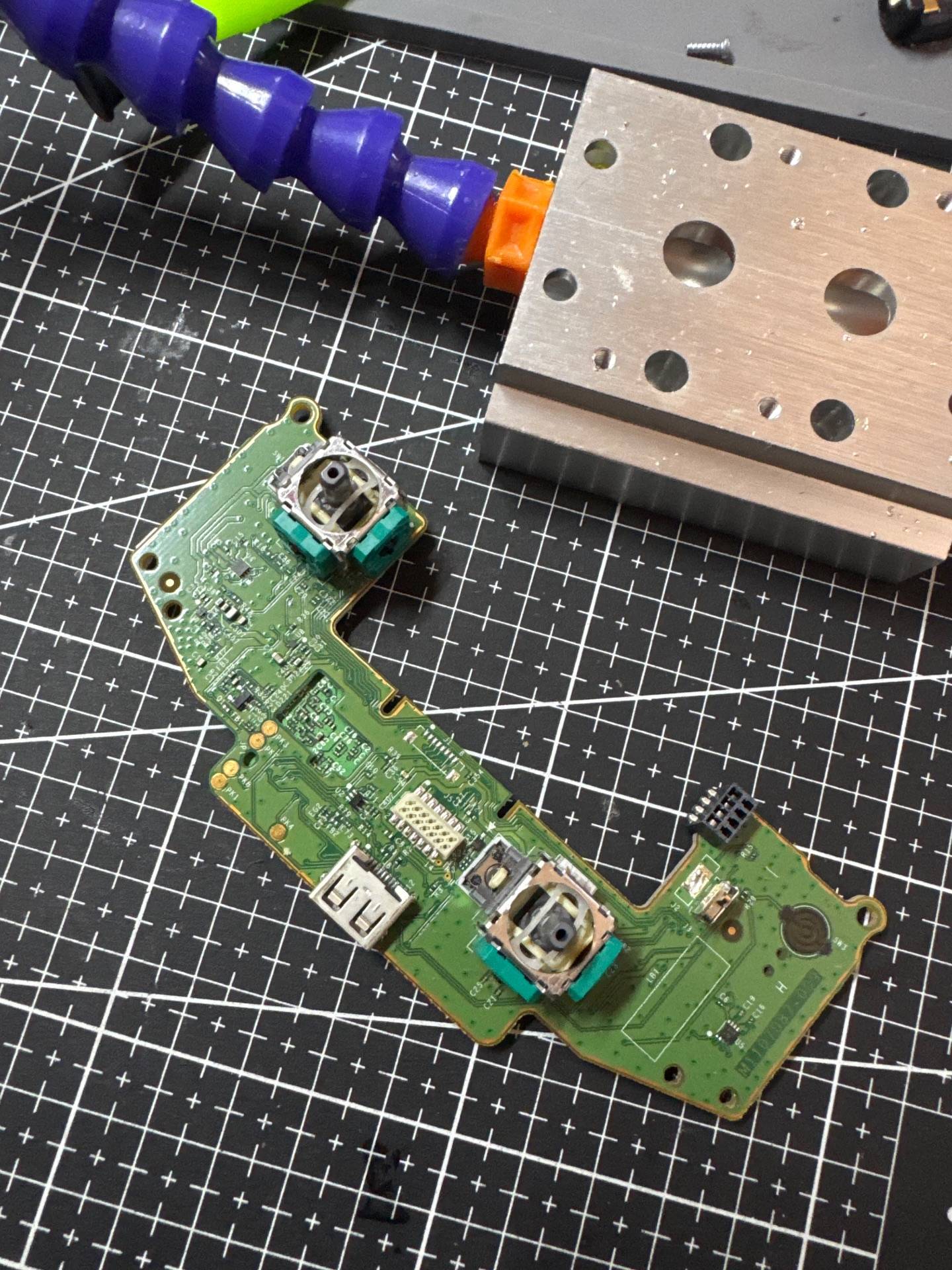 xbox手柄，换一对锦富tmr 6代摇杆 实拍图