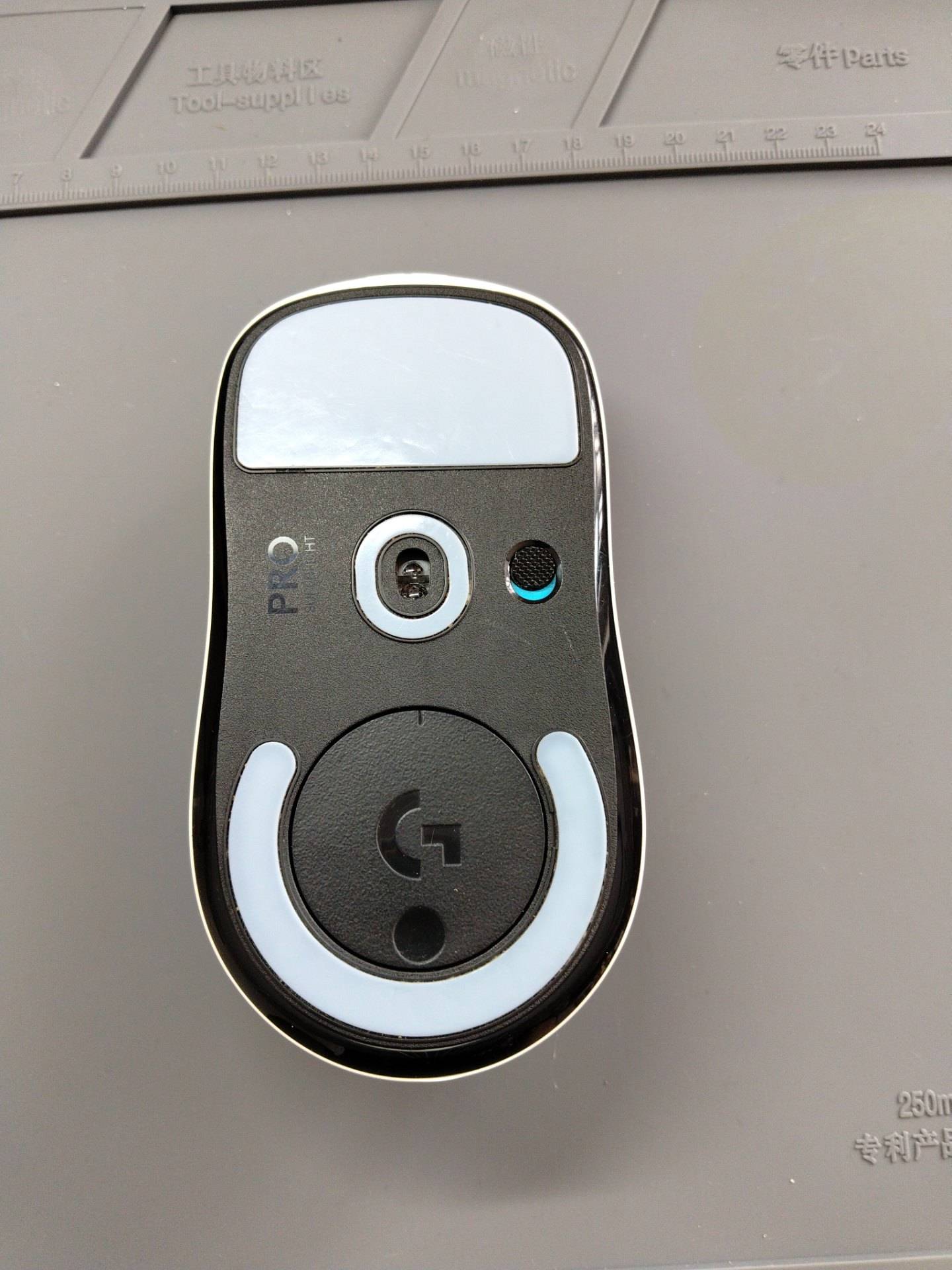 黑龙江绥化客户 罗技GPW2 更换金轮滚轮编码器 实拍图
