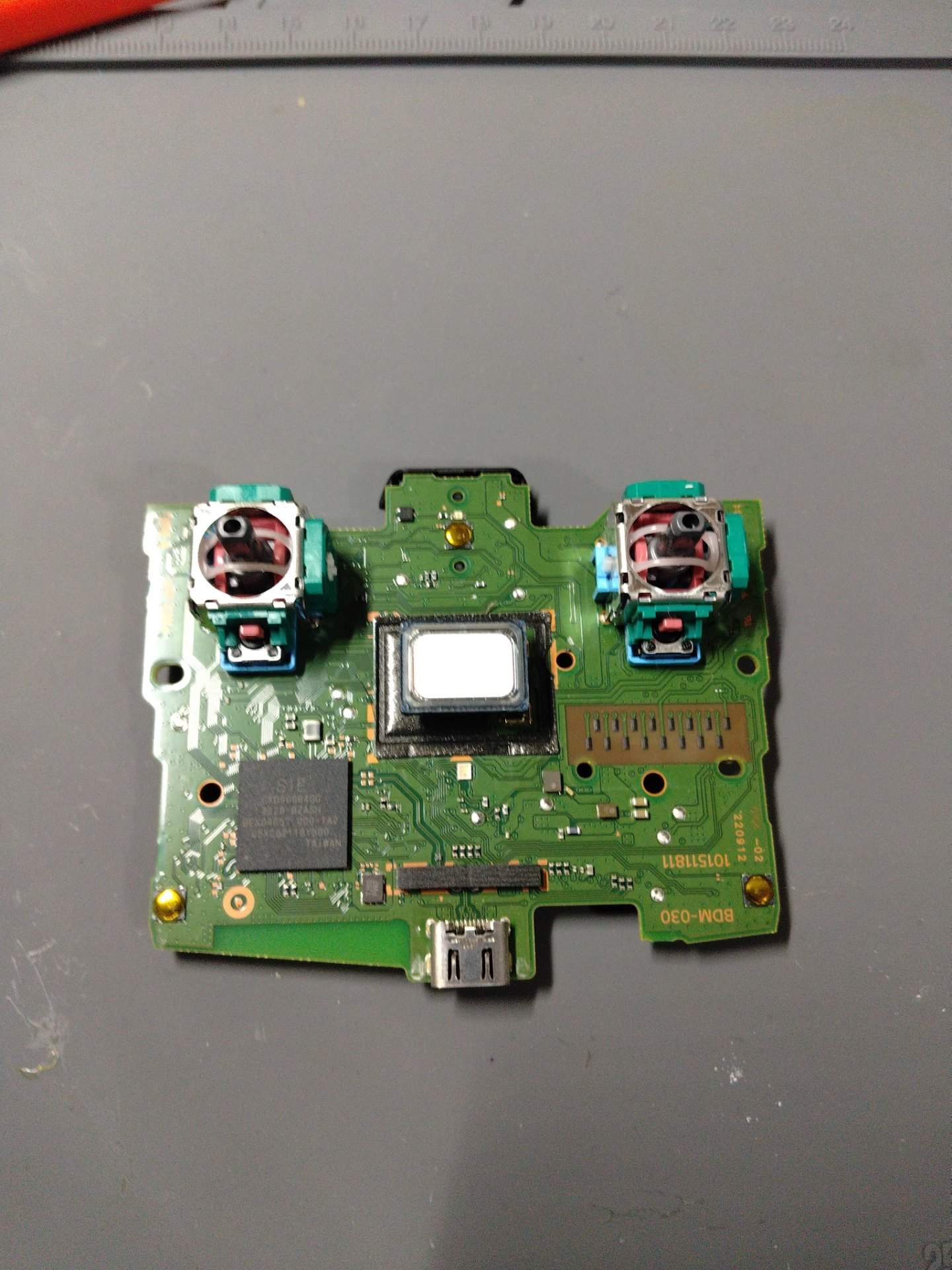 PS5+XSX+XBOX 三个手柄更换六代 TMR摇杆 （赠送外壳清洁） 实拍图