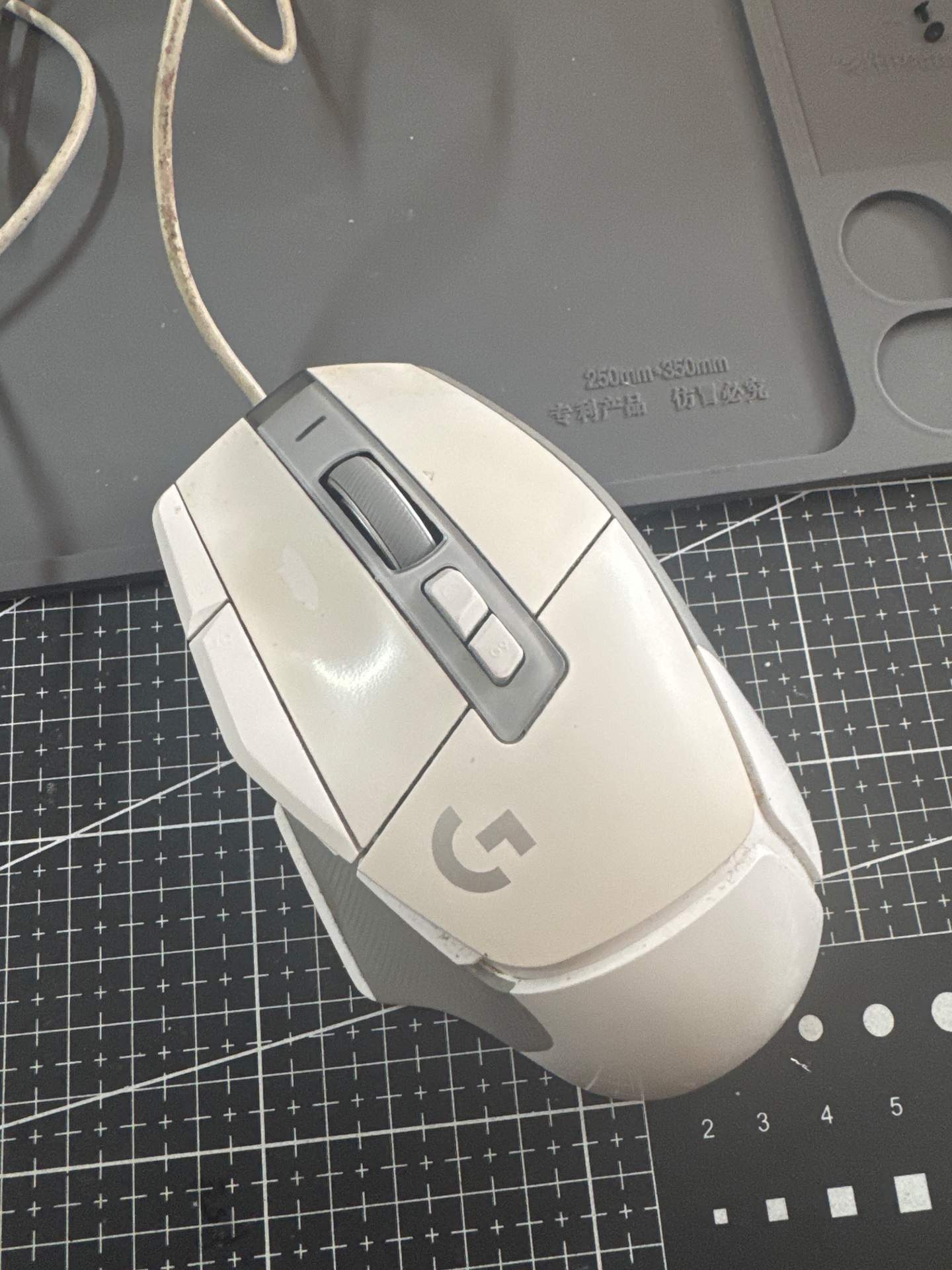 g502x中键不好用+ 更换左侧按键片 实拍图