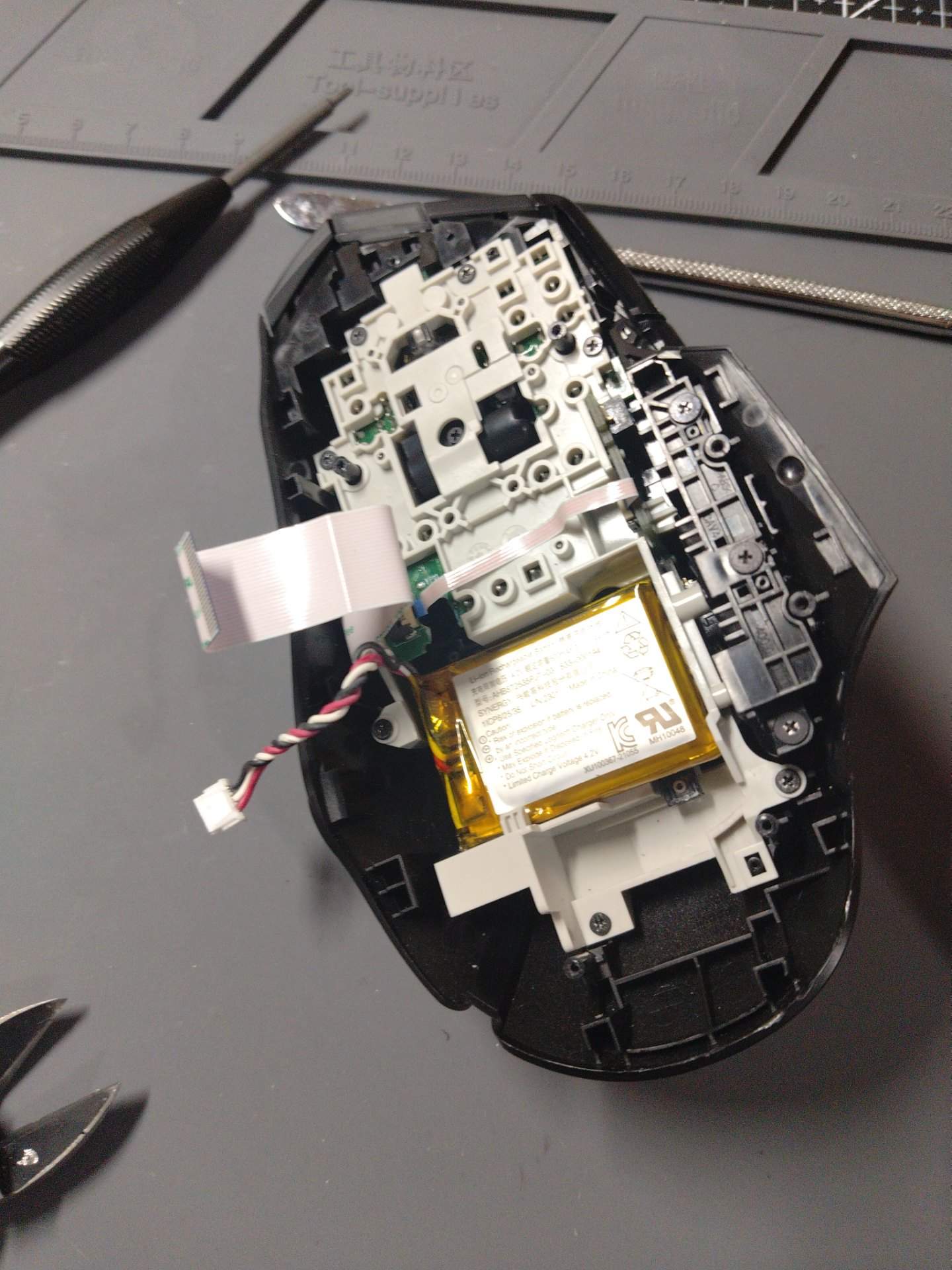 罗技 G502x 按键无法使用，滚轮滑动，页面不动需要检查什么原因 实拍图