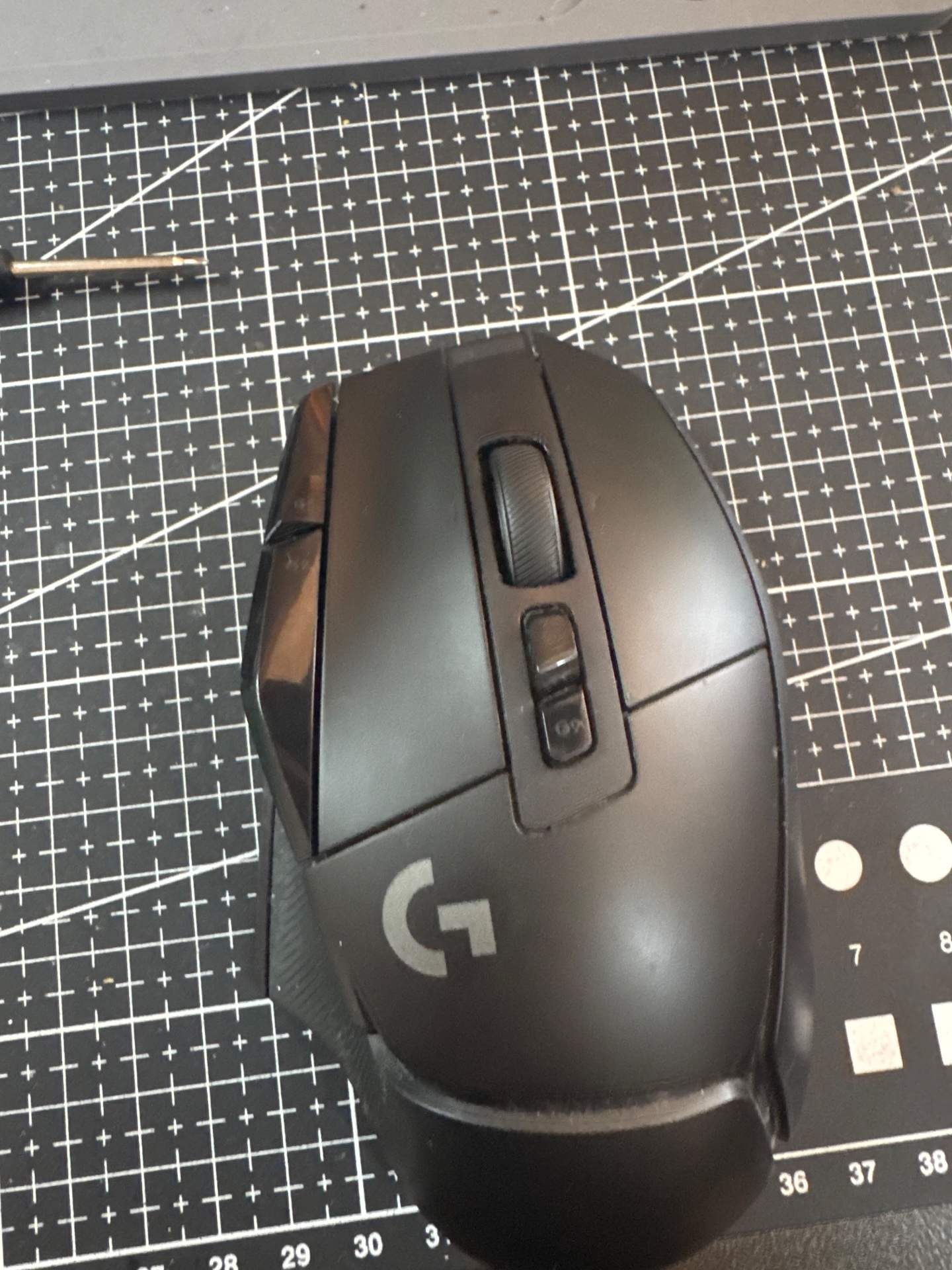 G502X无线版更换五个侧键 实拍图 2