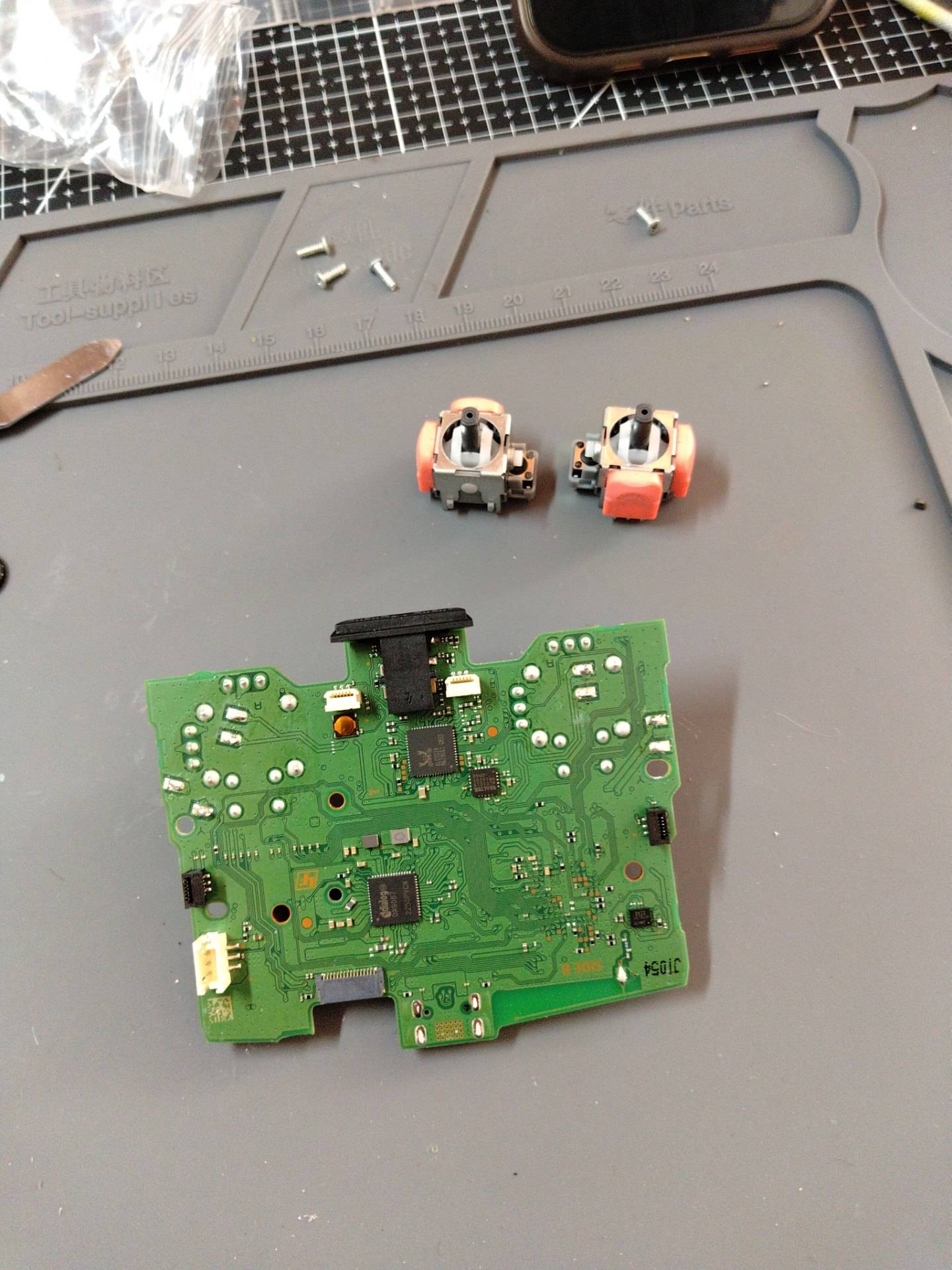 【同城上门】PS5 手柄更换锦富 六代 TMR摇杆 实拍图 2