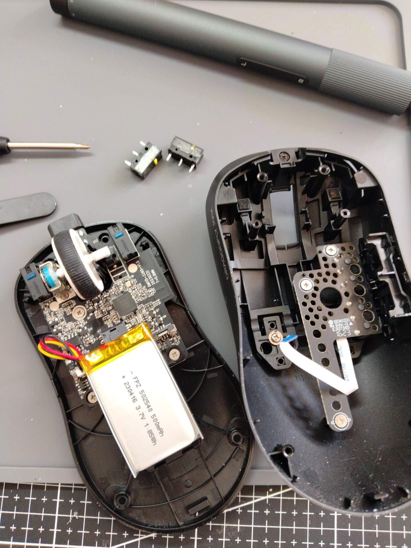 浙江杭州汪先生的 VGN 蜻蜓 F1 无法开机维修 实拍图 3