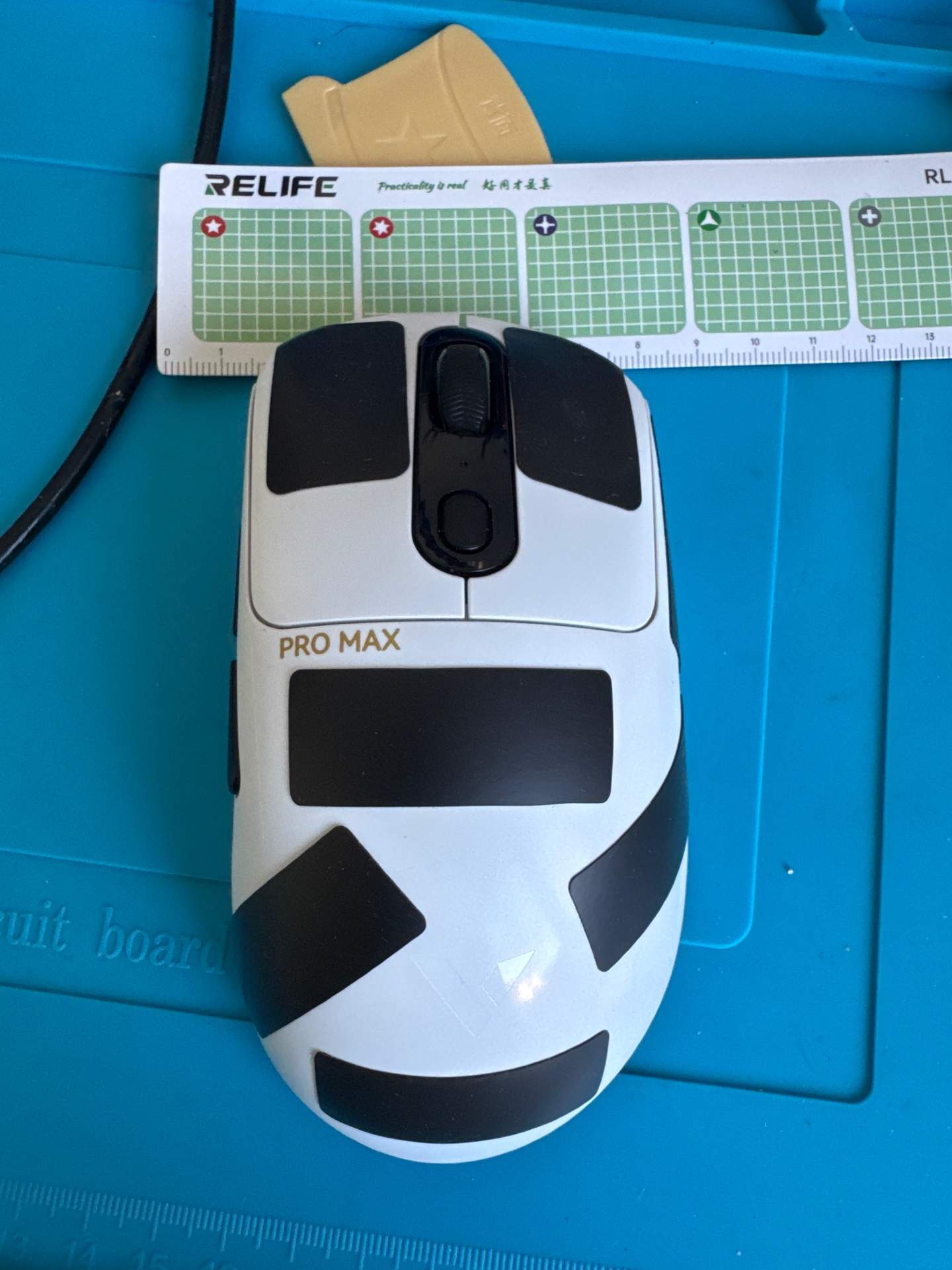 雷柏VT3 pro max 鼠标 更换右键光微动和编码器 实拍图