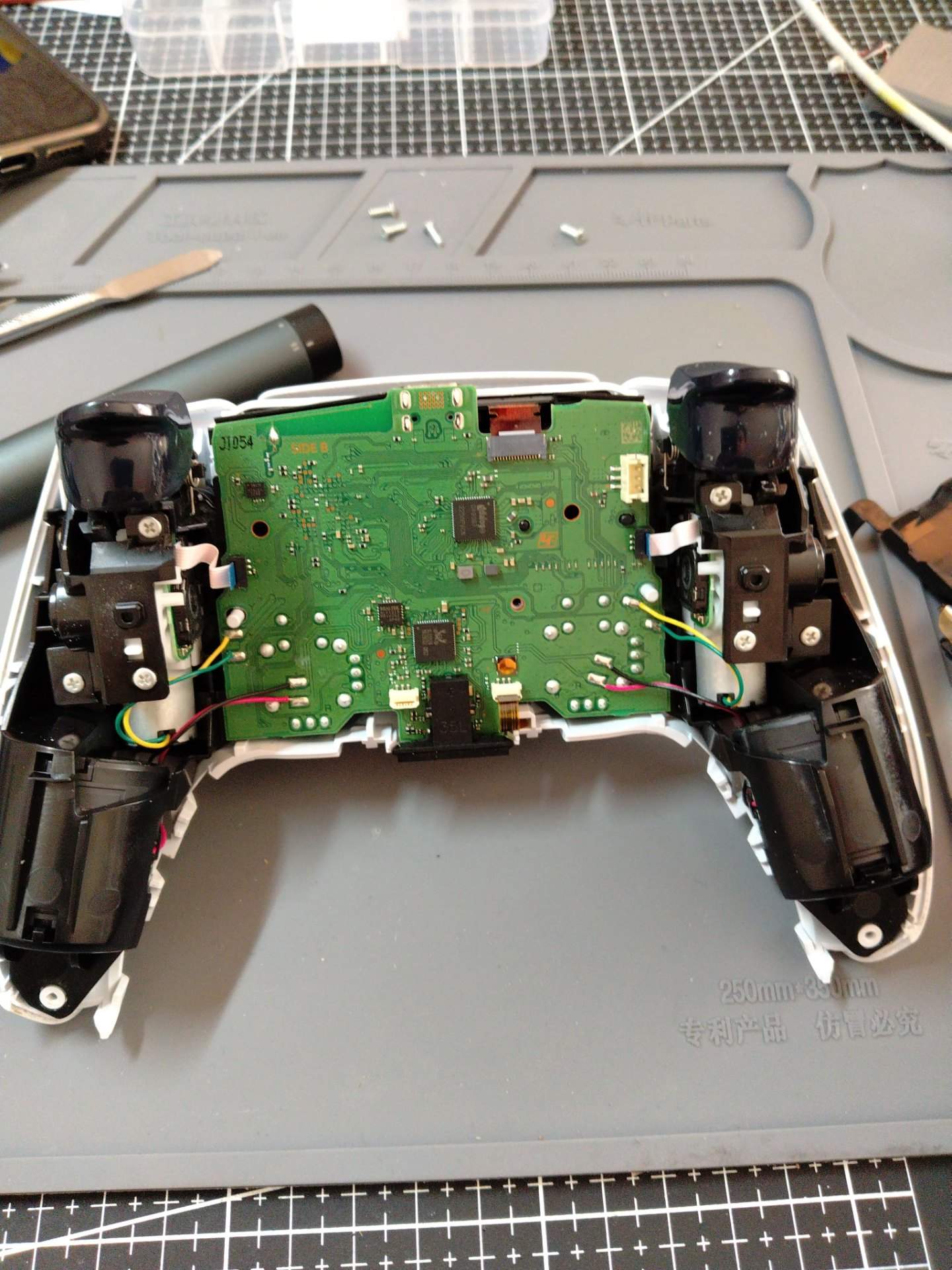 【同城上门】PS5 手柄更换锦富 六代 TMR摇杆 实拍图