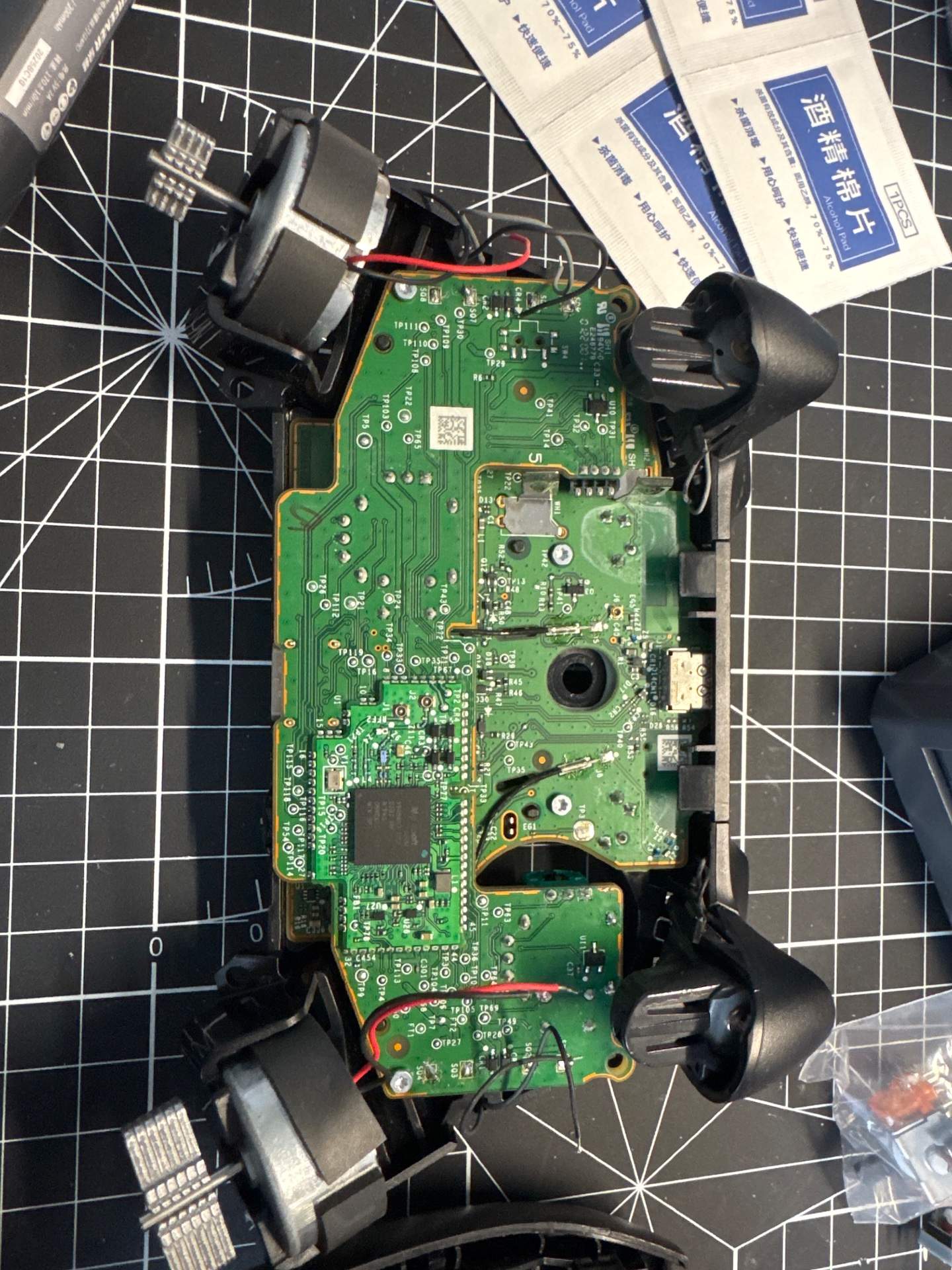 2个PS5手柄+一个XBOX one手柄 维修摇杆 实拍图
