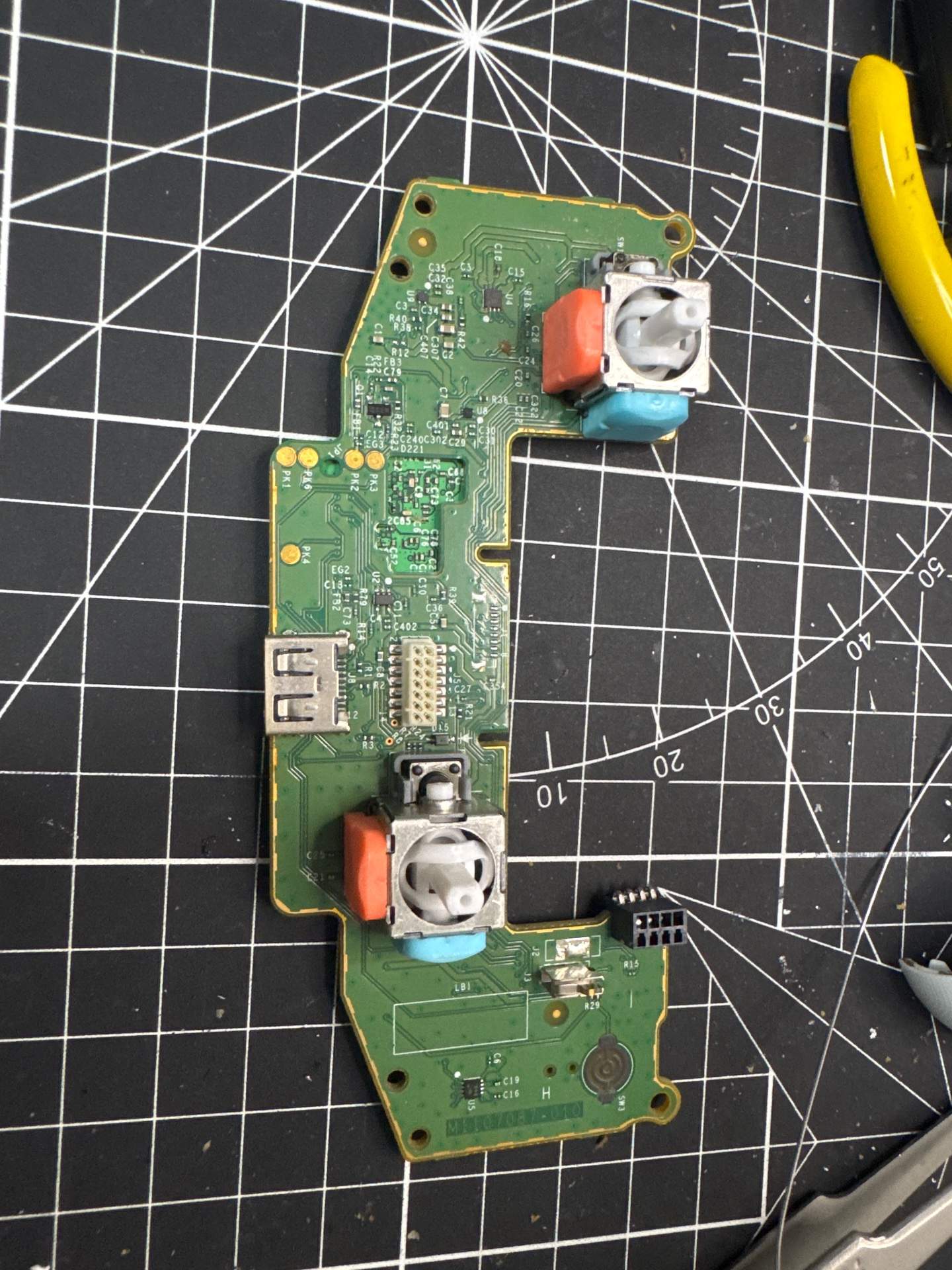 客户更换一个 TMR 的微动 Xbox 实拍图