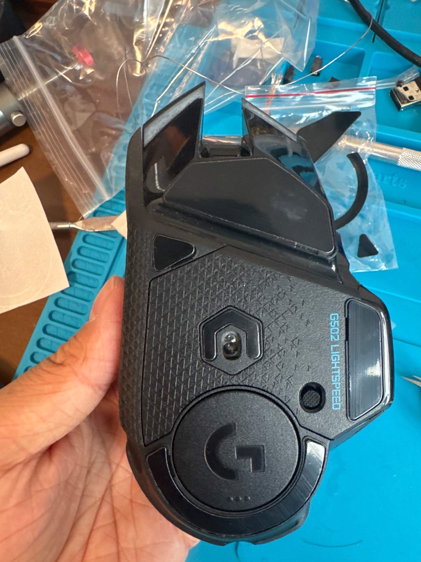 罗技G502 无线版本 电源接触不良，怀疑是开关损坏 实拍图 3