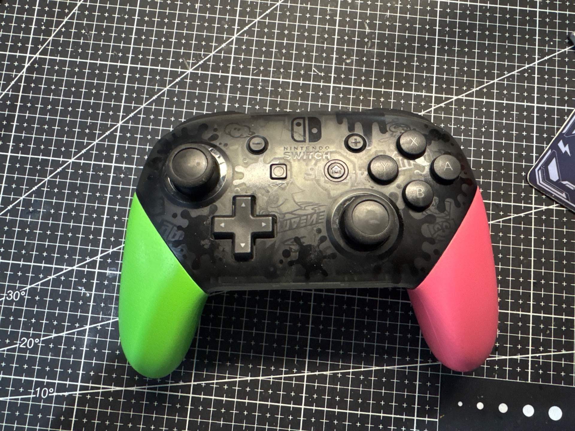 Switch Pro 等待维修的pro手柄